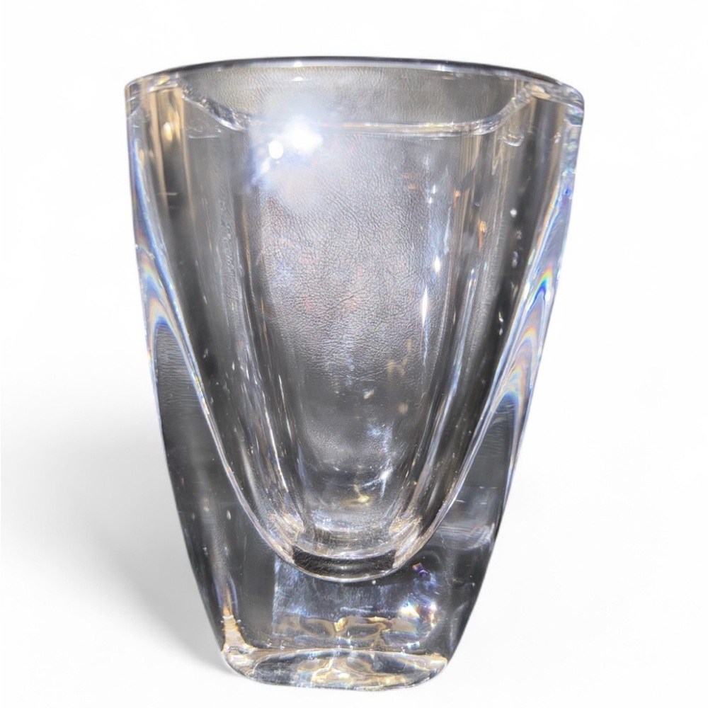 Vintage Strombergshyttan Art Glass Vase‎